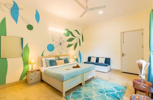 New Delhi Villa | Alaya Stays 3 BHK Pet friendly with Pvt Pool - Daffodil