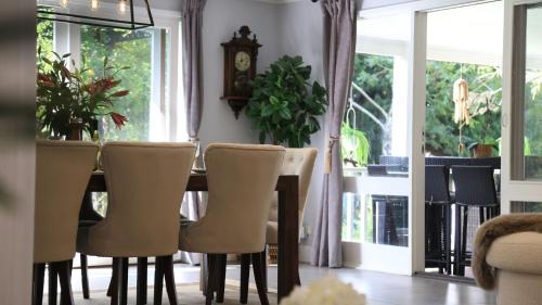 Moss Vale House | Natures Nest on Nari