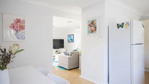 Anna Bay House | Sandcastles No 1- Stroll to Birubi and Tomaree Coastal Walk
