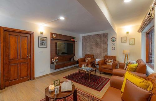 Chhota Shimla Villa | StayVista at Jai Cottage Near Mall Road, with Breakfast