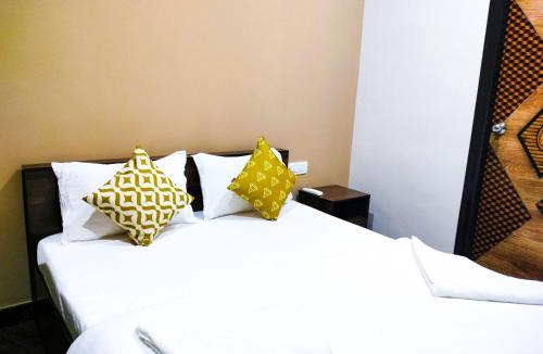 Kalyan Nagar Apartment | City Center Family Home