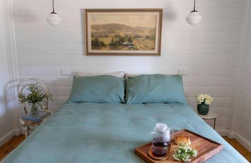 Taralga House | Woolbrook Cottage - Charming 1890's Heritage