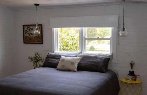 Taralga House | Woolbrook Cottage - Charming 1890's Heritage