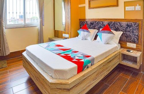 Ballygunge Hotel | FabHotel Quest - Nr Quest Mall