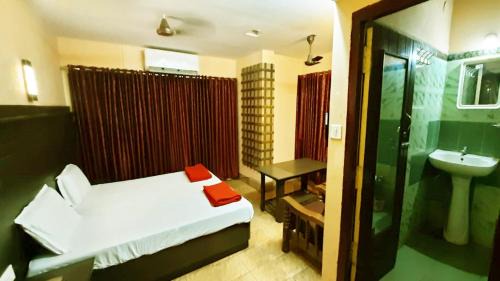 Dabagardens Hotel | Sree Rama Lodge