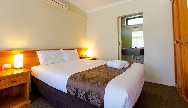 Abcot Inn