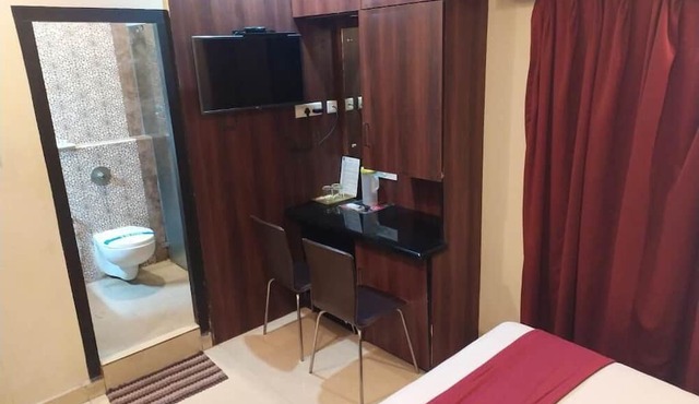 HOTEL GRAND PARKWAY