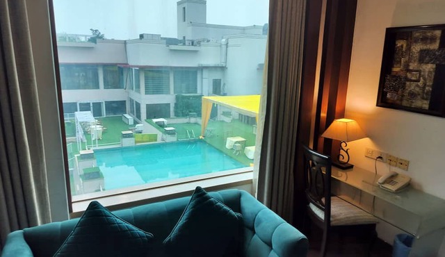Bel-La Monde Hotel NH8 at 6km from IGI Airport Delhi