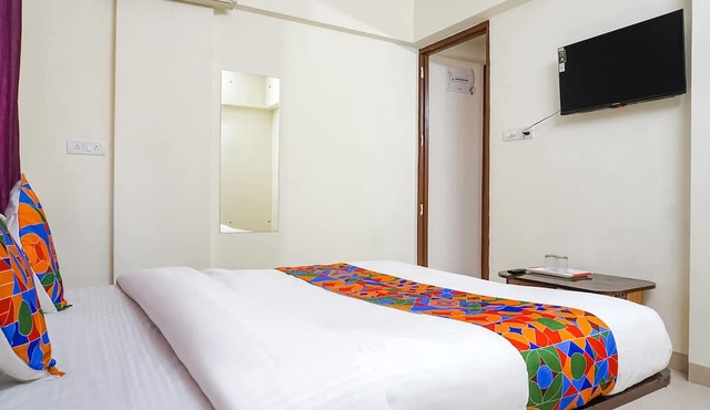 Fabhotel Stay Inn