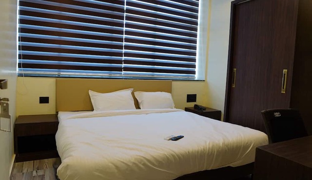 Hotel Radhe Inn