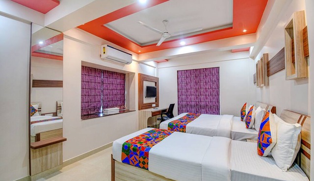 Fabhotel The Lily