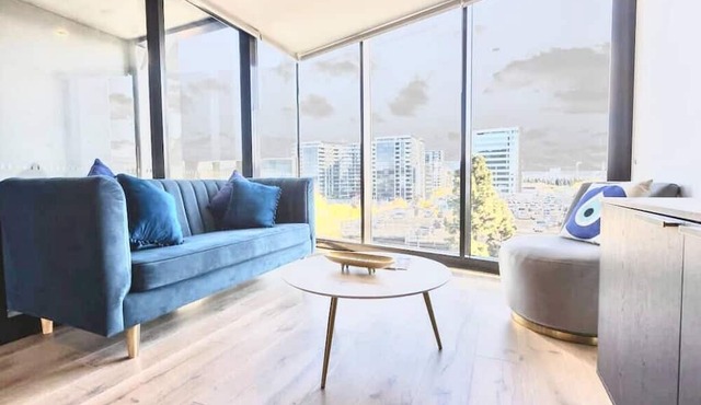 Stylish pad in Canberra’s CBD