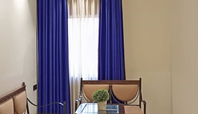Bloom Boutique Gk-1