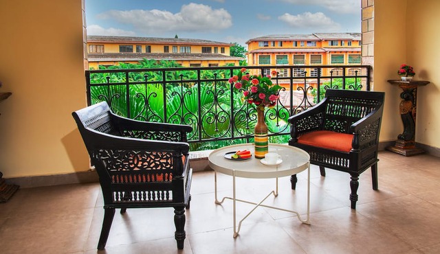 Discover Resorts