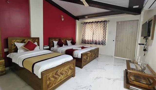 Hotel Kadam Palace