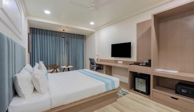 HOTEL TGR