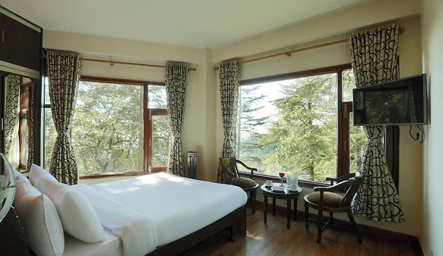 Fairmount Shimla Forest Greens