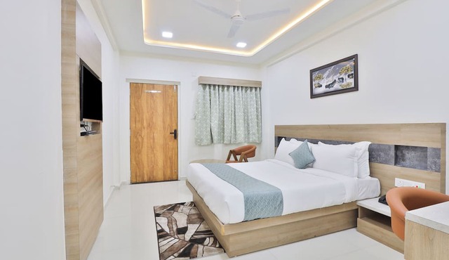 Hotel SR Radhey