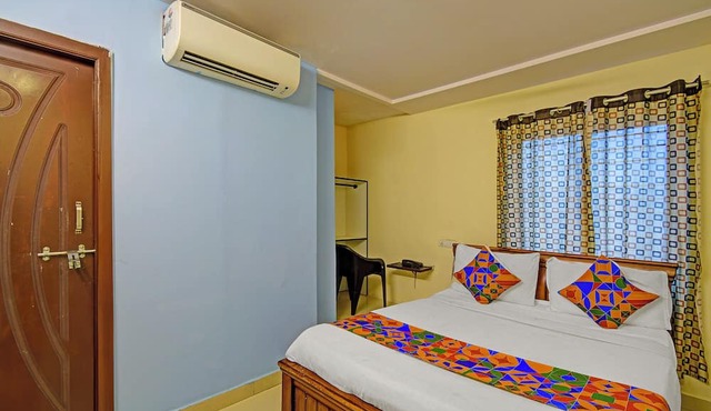 Fabhotel White Ridge