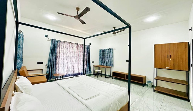 Krishna Farm House And Resort
