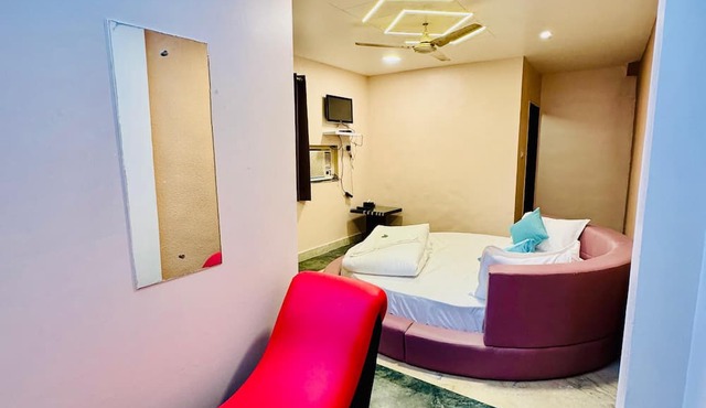Hotel Elite Stay -Kalyani Nagar Pune