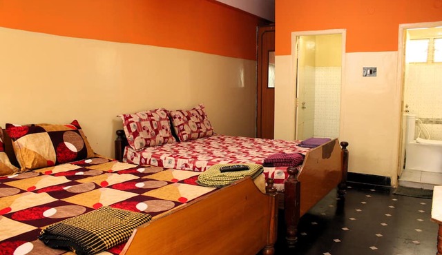 I-ROOMZ Surya Deluxe Lodge