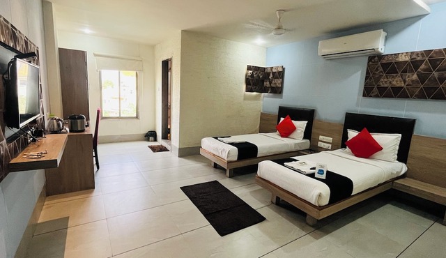 Hotel Apple Recidency