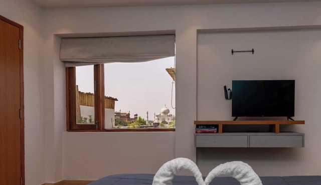 Joey's Hostel Agra