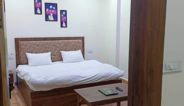 Hotel Royal Sagar By GRB