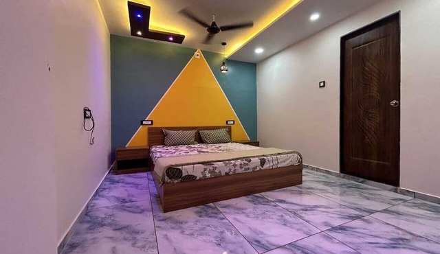 Mahadev Home Stay