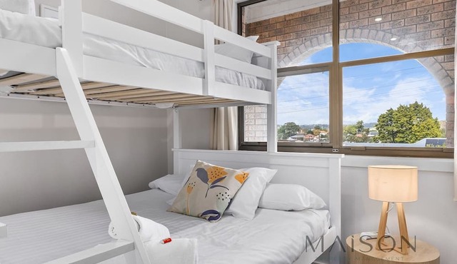 Large Home in Waratah