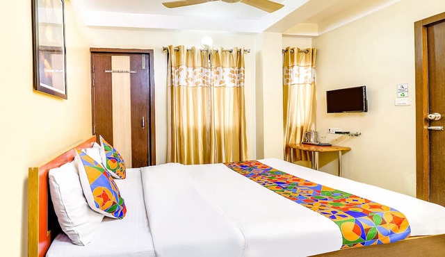 Fabhotel Oasis