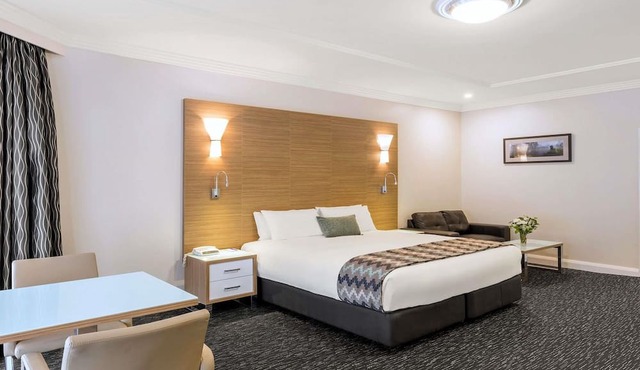 Mercure Goulburn