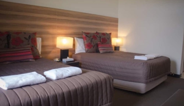 Red Cedars Motel