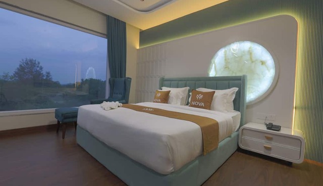 Hotel Nova Platinum Ujjain