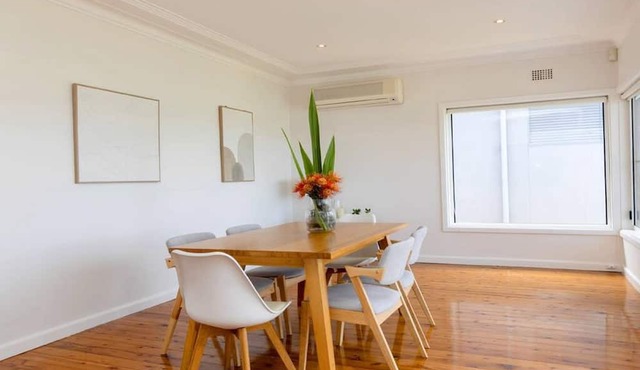 Metawise Stylish 2-bedroom Home With Easy CBD Ac
