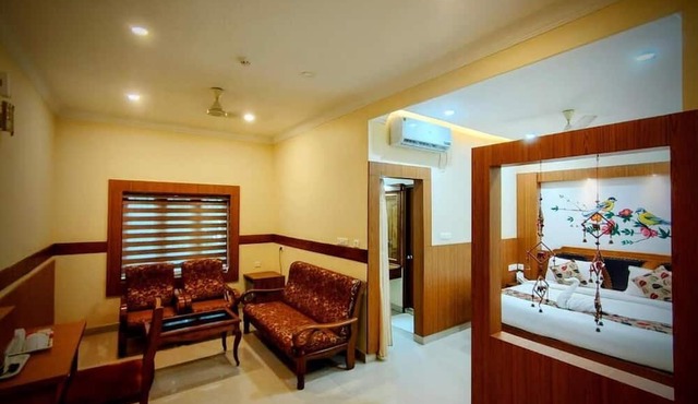 Sneha Inn