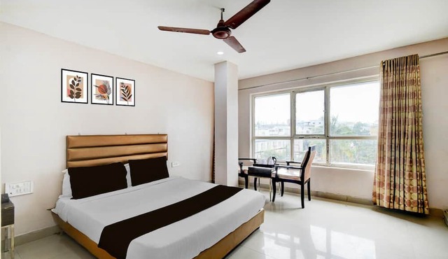 Deluxe Townhouse Narayanaguda Metro