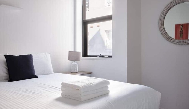 Bondi Beach Premium 2 bed Apt with Views and Parking