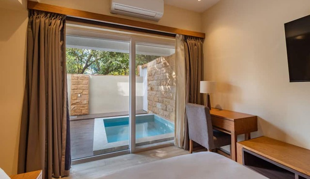 Contempo by Dia Hotels And Homes