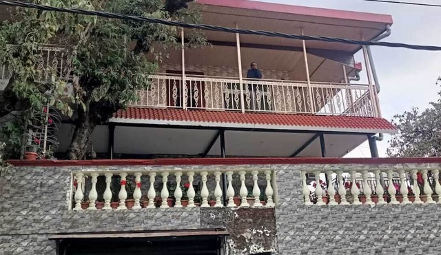 2-Bedroom Self-Contained Accommodation with Entire Private Floor