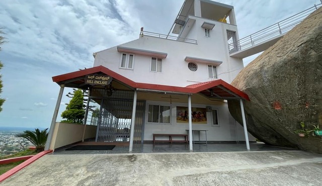 A2- Hill View Stay Kolar