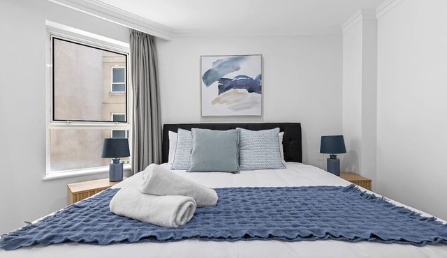 Cosy 2BR Unit | Gem in Heart of Sydney