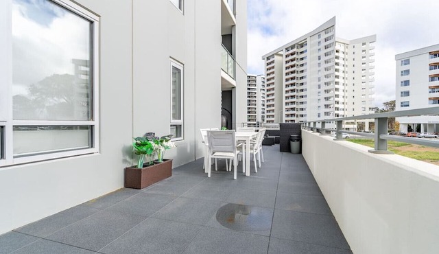 2BR Apt in the heart of the Gungahlin Town Centre!