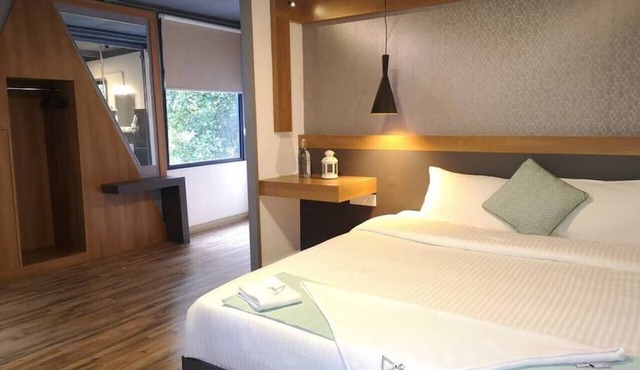 Wildrootstay Aster Chalet