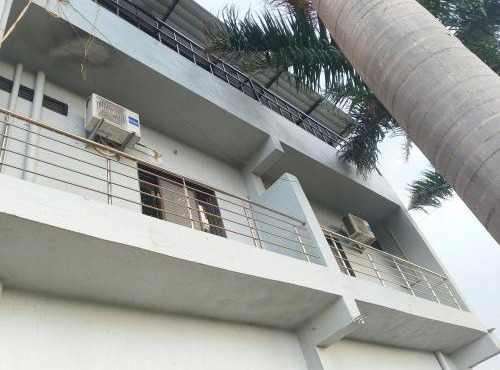 Hotel Trimurti