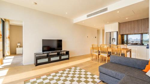 North-Facing 3BR with City Views & Parking