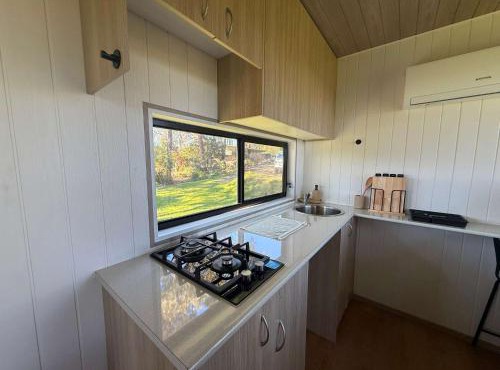 The Kookaburra - Bushland Views & Cozy Loft