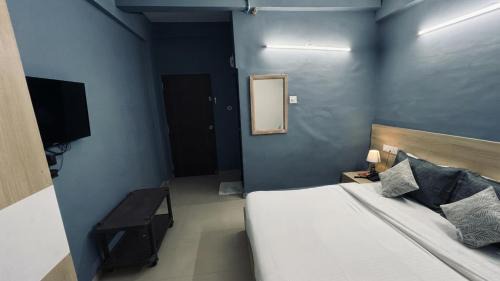 FabHotel Metro Stay