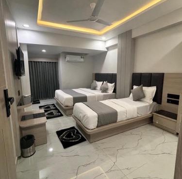 Hotel Pine Ville